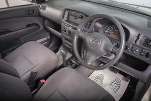 Универсал Toyota Succeed 2005 года, 589000 рублей, Томск