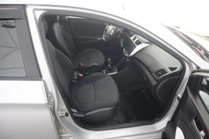 Хэтчбек Hyundai Solaris 2015 года, 890000 рублей, Орёл
