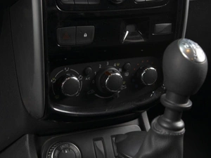 Внедорожник Nissan Terrano 2020 года, 1696000 рублей, Омск