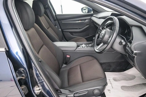 Хетчбэк Mazda 3 2021 года, 2069000 рублей, Красноярск