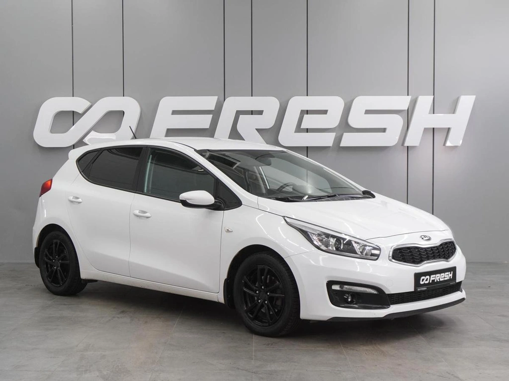 Хетчбэк Kia Ceed 2016 года, 1349000 рублей, Воронеж