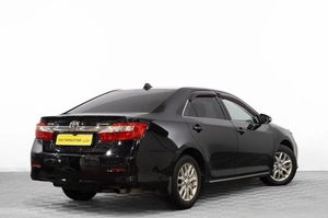Седан Toyota Camry 2011 года, 1559000 рублей, Барнаул