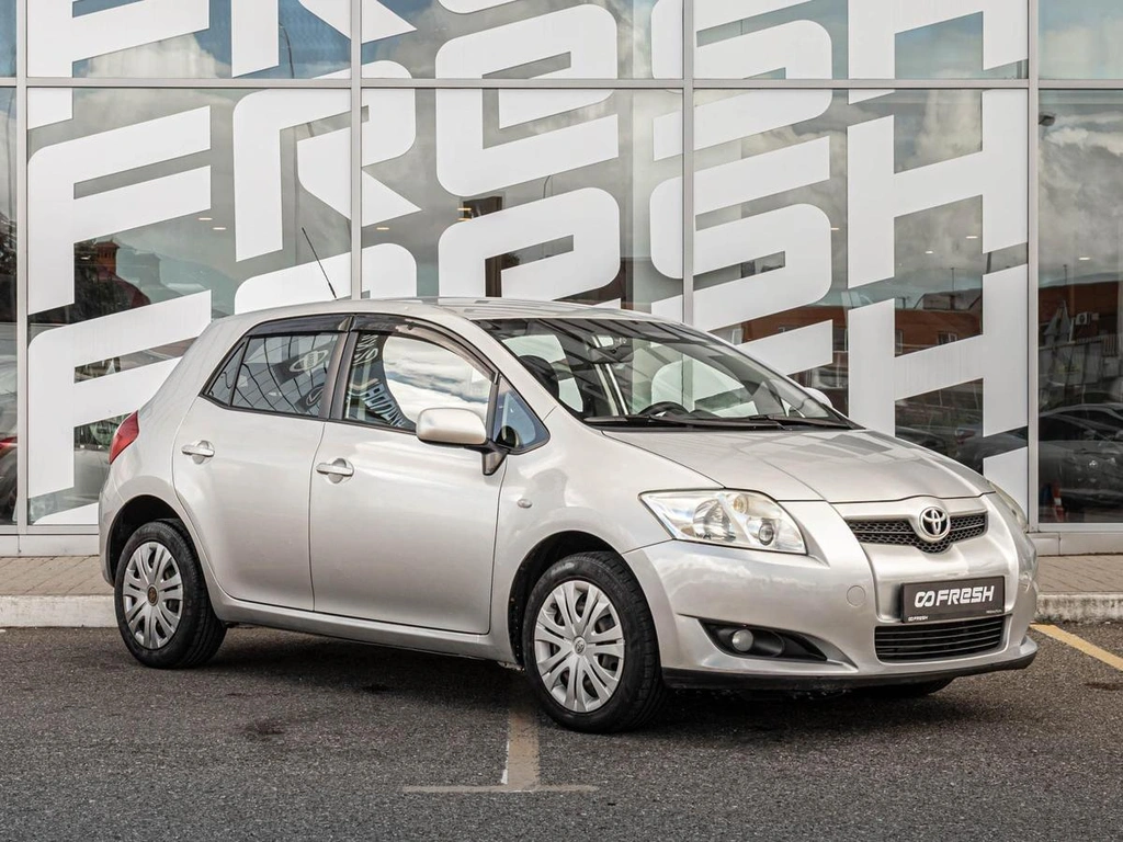 Хетчбэк Toyota Auris 2007 года, 627000 рублей, Краснодар