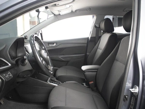 Седан Hyundai Solaris 2017 года, 1220000 рублей, Омск