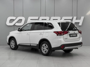 Внедорожник Mitsubishi Outlander 2018 года, 1650000 рублей, Ростов-на-Дону