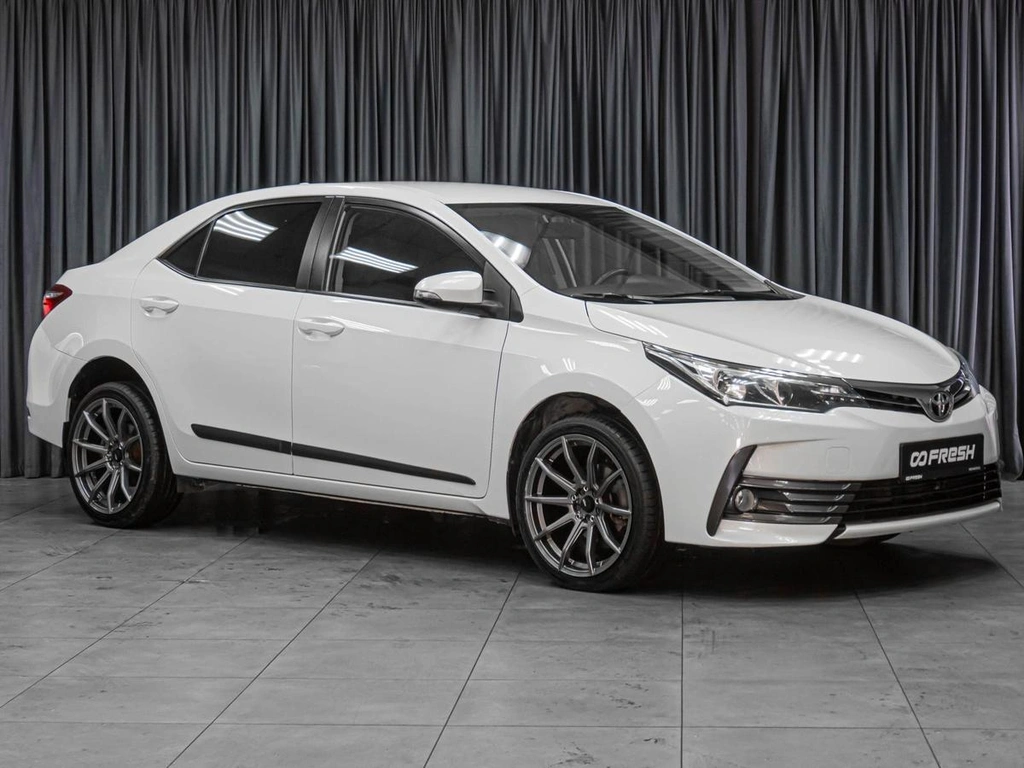 Седан Toyota Corolla 2017 года, 1589000 рублей, Тюмень