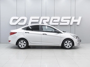 Седан Hyundai Solaris 2014 года, 1050000 рублей, Ростов-на-Дону
