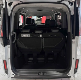 Минивэн Honda Stepwgn Spada 2015 года, 1897000 рублей, Красноярск