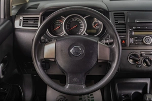 Седан Nissan Tiida 2013 года, 959000 рублей, Томск