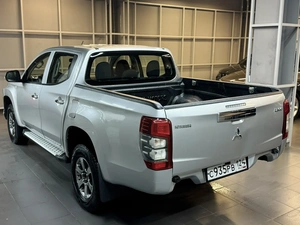 Пикап Mitsubishi L200 2019 года, 1997000 рублей, Красноярск