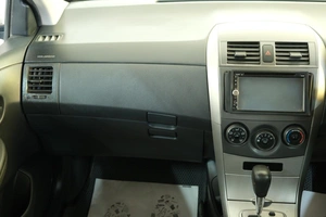Универсал Toyota Corolla Fielder 2010 года, 769000 рублей, Омск