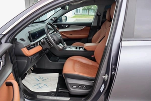 Внедорожник Chery Tiggo 8 2023 года, 2400000 рублей, Брянск