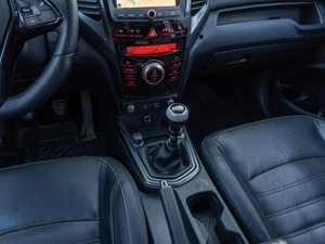 Внедорожник SsangYong Tivoli XLV 2016 года, 1669000 рублей, Саратов