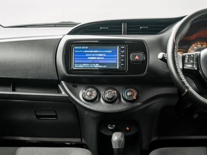 Хетчбэк Toyota Vitz 2019 года, 1000000 рублей, Красноярск