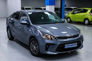 Седан Kia Rio 2019 года, 1378000 рублей, Солонцы
