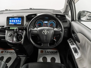 Минивэн Toyota Wish 2010 года, 1199000 рублей, Красноярск