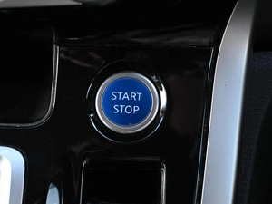 Минивэн Nissan Serena 2019 года, 2329000 рублей, Кирилловка