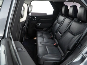 Внедорожник Land Rover Discovery 2017 года, 4738888 рублей, Москва