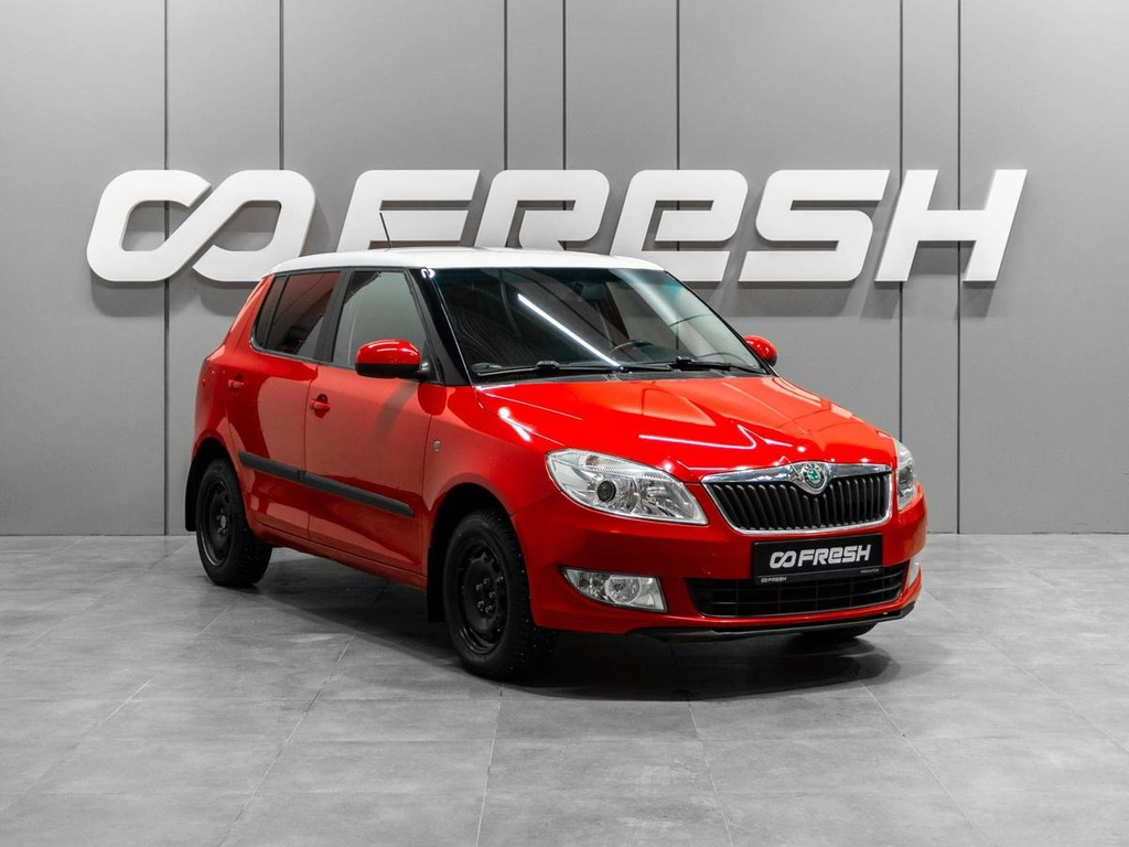 Хетчбэк Skoda Fabia 2012 года, 899000 рублей, Тюмень