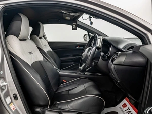 Внедорожник Toyota C-HR 2017 года, 1910000 рублей, Красноярск