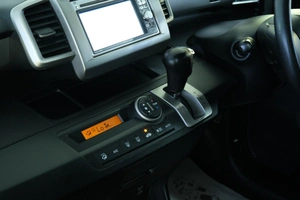 Минивэн Honda Freed 2012 года, 1149000 рублей, Омск