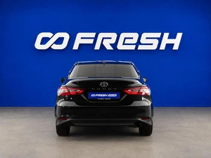 Седан Toyota Camry 2019 года, 2714444 рублей, Москва