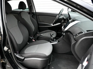Седан Hyundai Solaris 2012 года, 819000 рублей, Волгоград