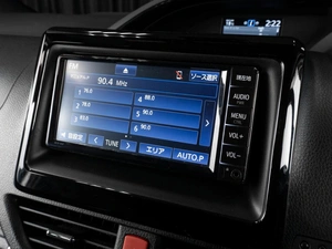 Минивэн Toyota Esquire 2019 года, 2449000 рублей, Тюмень