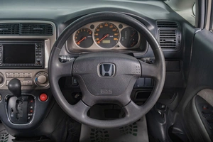 Минивэн Honda Stream 2001 года, 509000 рублей, Томск