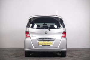 Минивэн Honda Freed 2012 года, 1149000 рублей, Томск