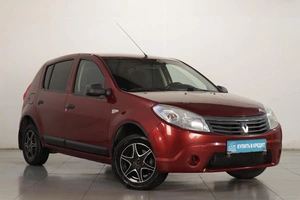 Хетчбэк Renault Sandero 2010 года, 509000 рублей, Челябинск