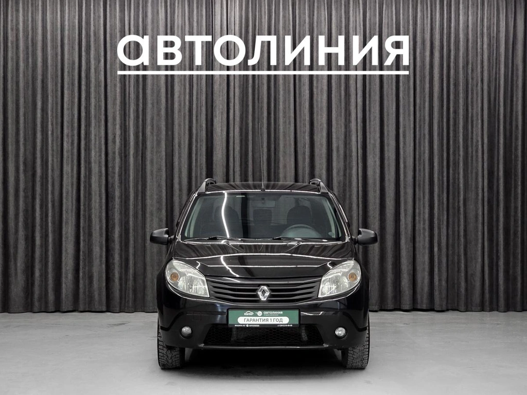 Хетчбэк Renault Sandero 2011 года, 450000 рублей, Красноярск