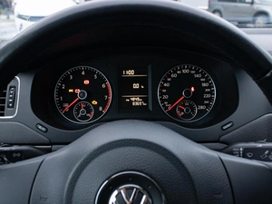 Седан Volkswagen Jetta 2013 года, 1150000 рублей, Петрозаводск