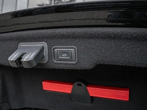 Седан Audi A8 2015 года, 1960000 рублей, Краснодар