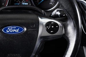 Хетчбэк Ford Focus 2013 года, 679000 рублей, Пермь