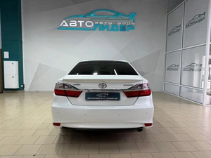 Седан Toyota Camry 2015 года, 1799000 рублей, Красноярск