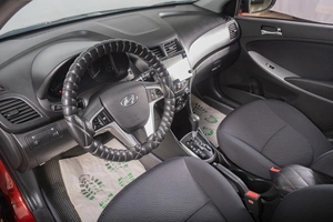 Седан Hyundai Solaris 2014 года, 1249000 рублей, Томск