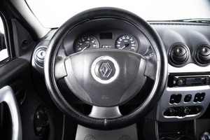 Седан Renault Logan 2012 года, 379000 рублей, Пермь
