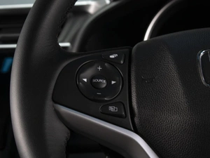 Хетчбэк Honda Fit 2018 года, 1360000 рублей, Омск