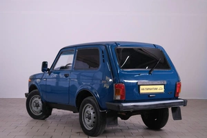 Внедорожник ВАЗ (LADA) 4x4 (Нива) 2002 года, 399000 рублей, Омск