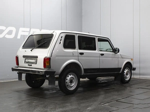 Внедорожник ВАЗ (LADA) 4x4 (Нива) 2020 года, 600000 рублей, Омск