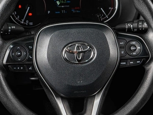 Внедорожник Toyota RAV4 2022 года, 3709000 рублей, Тюмень