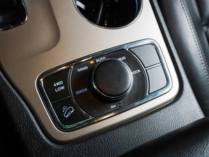 Внедорожник Jeep Grand Cherokee 2013 года, 2197000 рублей, Воронеж