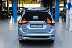 Внедорожник Mitsubishi Outlander 2016 года, 1998000 рублей, Солонцы