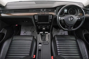 Седан Volkswagen Passat 2016 года, 1639000 рублей, Красноярск