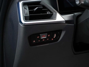 Седан BMW 3 серия 2024 года, 5449999 рублей, Москва