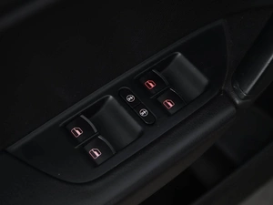 Внедорожник Volkswagen Touareg 2012 года, 1699777 рублей, Москва