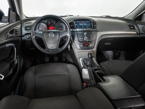 Седан Opel Insignia 2010 года, 622000 рублей, Ставрополь