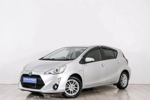 Хетчбэк Toyota Aqua 2016 года, 999000 рублей, Красноярск