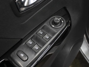 Внедорожник Renault Kaptur 2018 года, 1500000 рублей, Омск